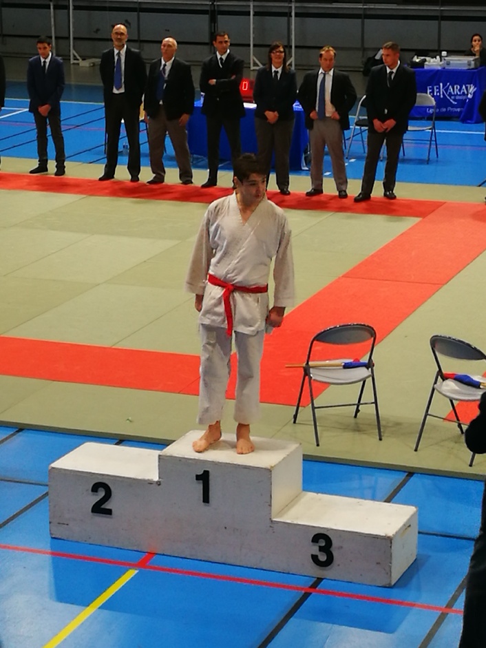 Podium Elian Giral